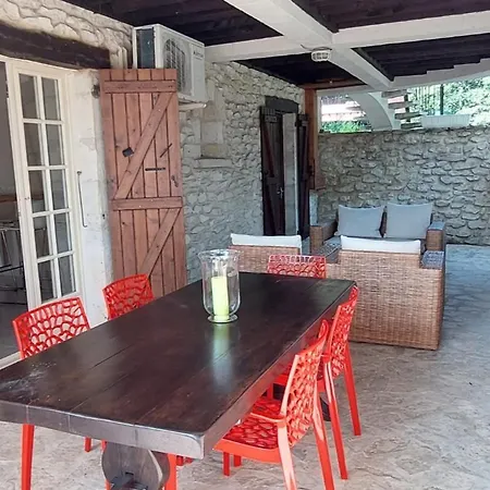 La Cave De Peres